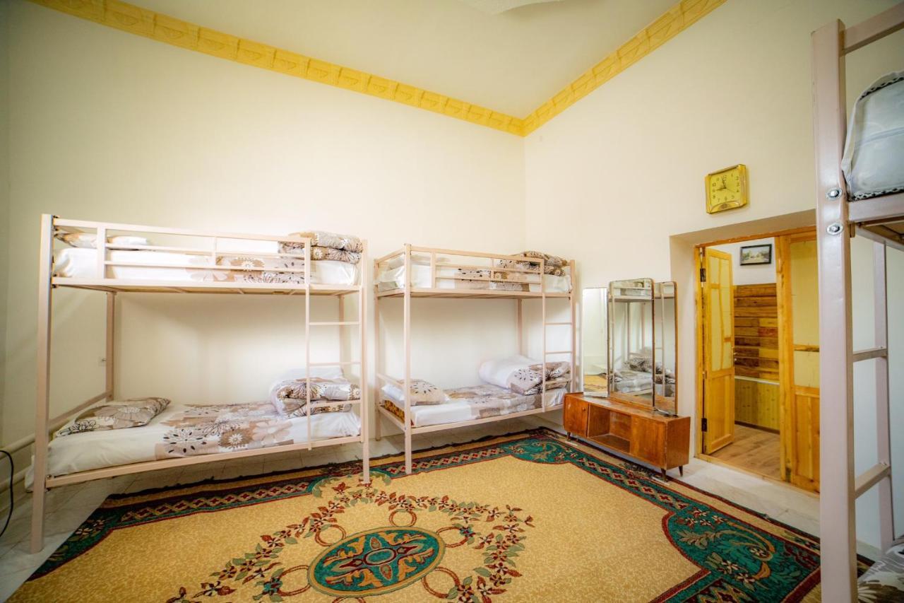 Hostel Nabi Bobo Szamarkand Kültér fotó