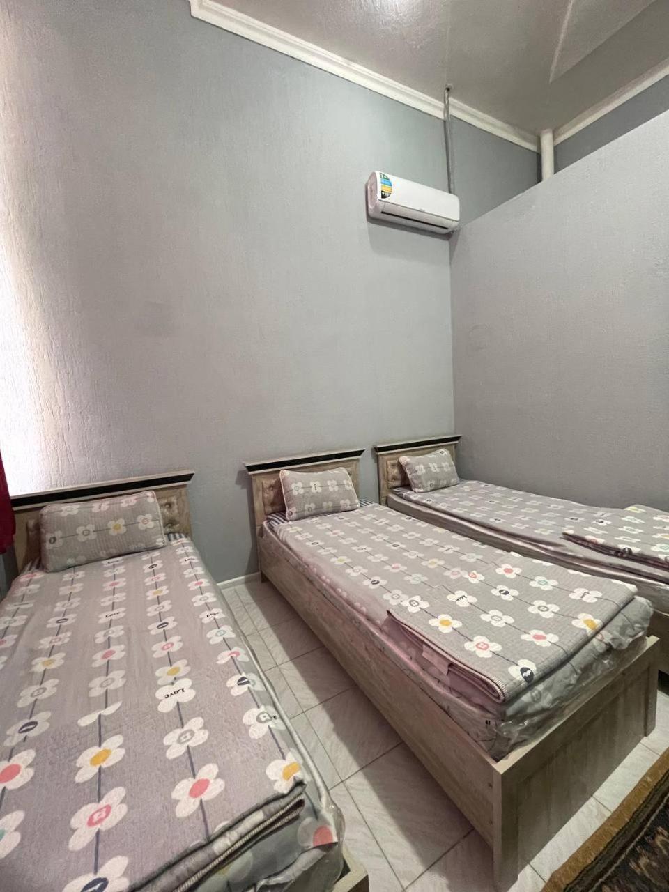 Hostel Nabi Bobo Szamarkand Kültér fotó